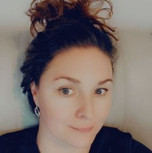 Meet your Posher, Jac